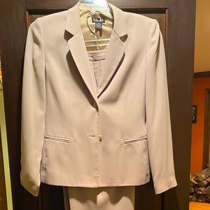 Rafaella women’s business pant suit